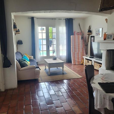Maison Au Calme Sur Arles Villa Buitenkant foto