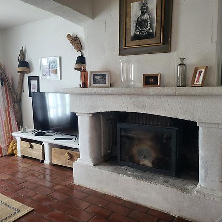 Maison Au Calme Sur Arles Villa Buitenkant foto