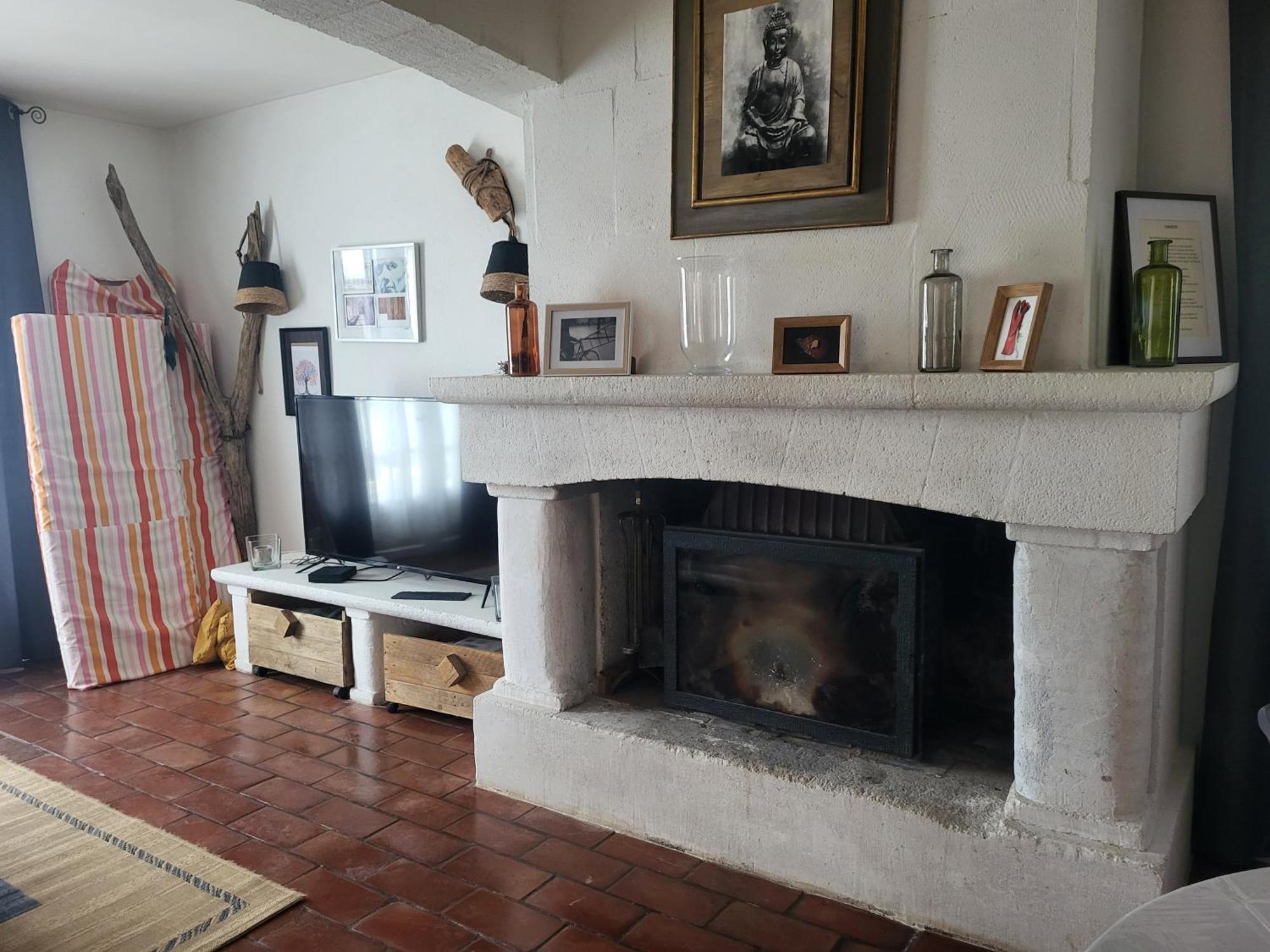 Maison Au Calme Sur Arles Villa Buitenkant foto